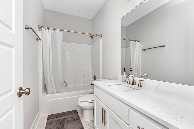 Building Photo - 3 Bedroom Home in River Hills