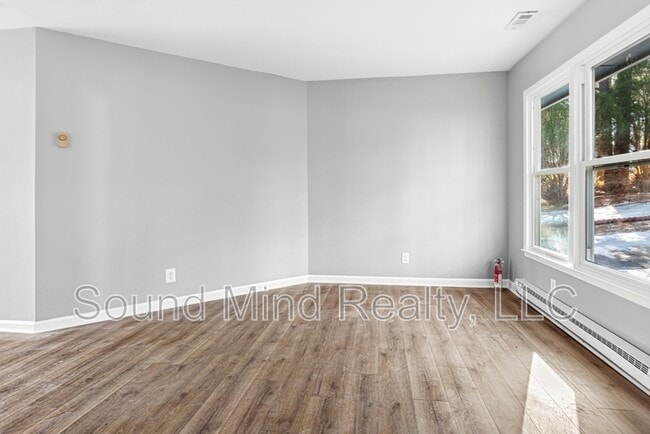 Building Photo - 2413 Keith Dr