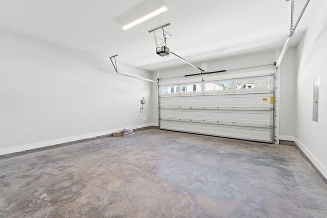 Building Photo - 263 Breakwater Blvd