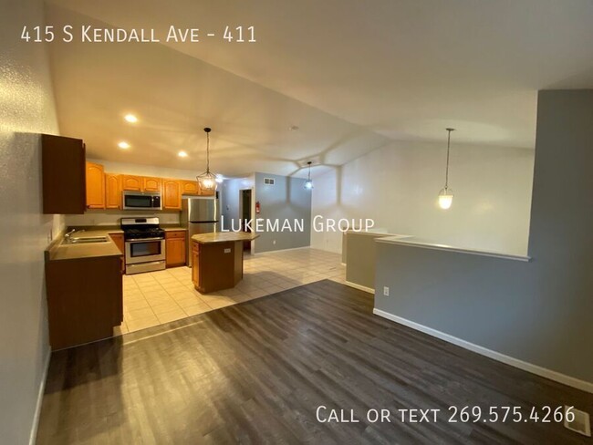 Building Photo - 415 S Kendall Ave