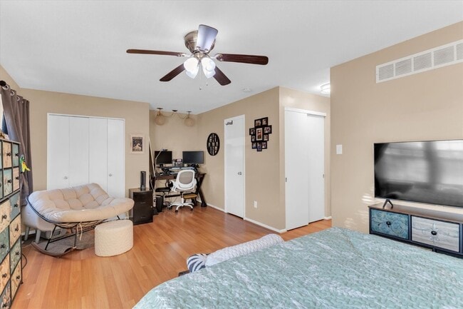 Building Photo - 1656 Herault Pl