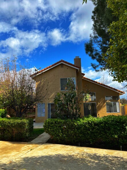 Building Photo - 24607 Jacarte Dr