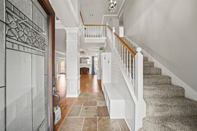 Building Photo - 2654 Milburn Dr