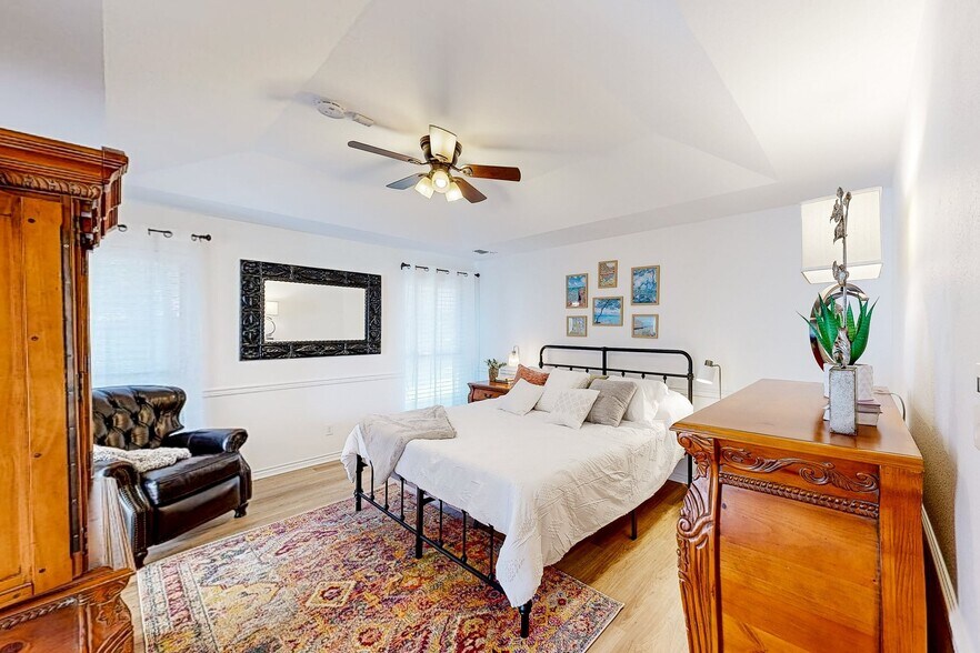 Building Photo - 941 Lakeridge Dr