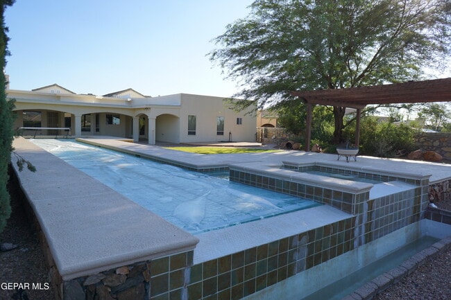 Building Photo - 6693 Capitan Ridge