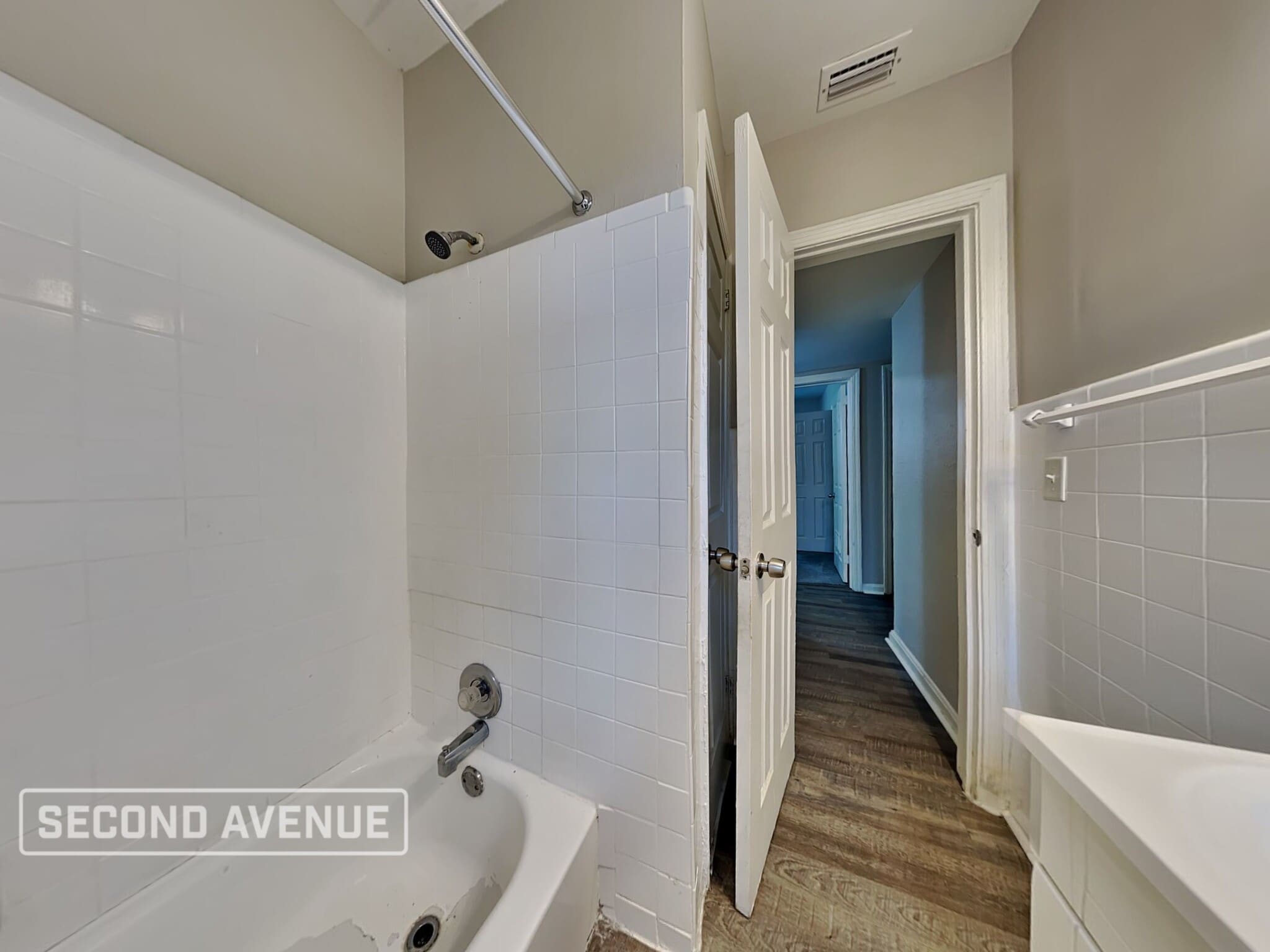 Building Photo - 89 Andress St