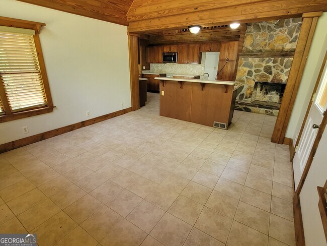 Building Photo - 2391 Booth Cir