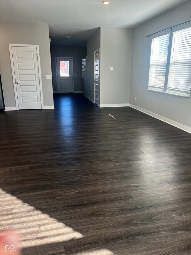 Building Photo - 1953 Goodwin Pl