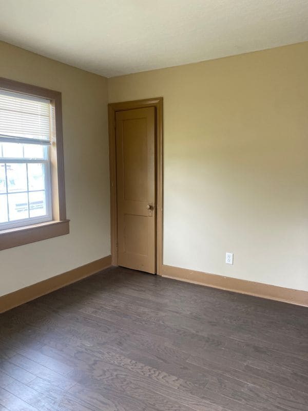 Building Photo - 1204 Cherry St