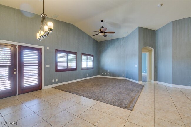 Building Photo - 2255 Double Tree Ave