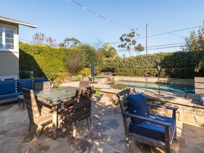 Building Photo - 4 Bed in Palos Verdes Estate • Valmonte Neighborhood