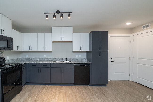 Interior Photo - Dunean Creek