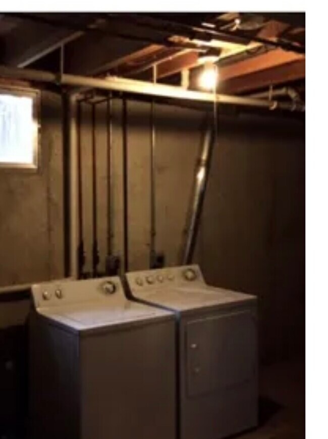 Full basement with washer and dryer included - 1212 Williams St