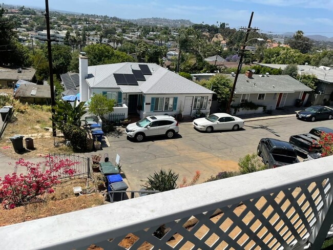 Building Photo - 4521 Westview Dr