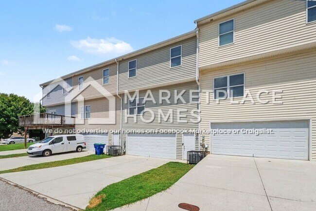 Building Photo - 5798 Westchase St