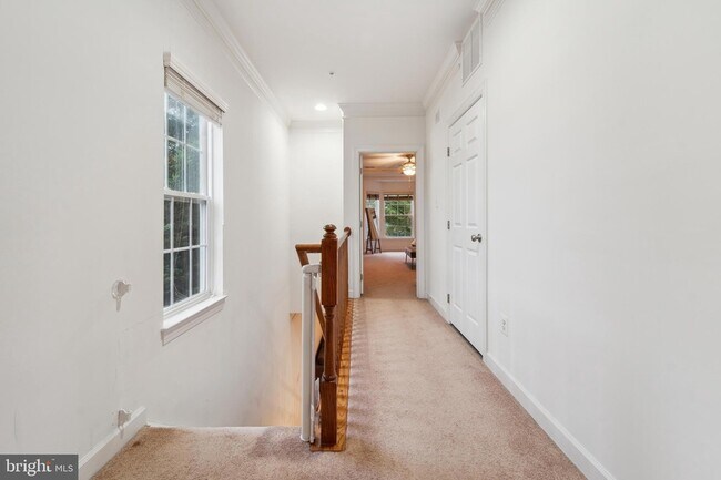 Building Photo - 5722 Callcott Way