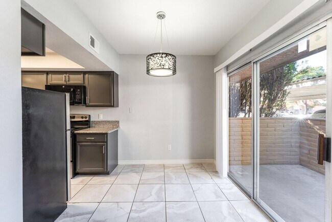 Building Photo - 2732 Eldora Cir