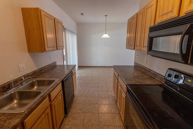 Building Photo - 1619 Citadel Dr