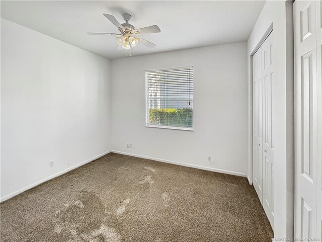 Building Photo - 2662 SW Newberry Ct