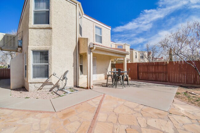 Building Photo - 6937 El Cajon Ct NW