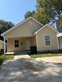 Building Photo - 3556 North St