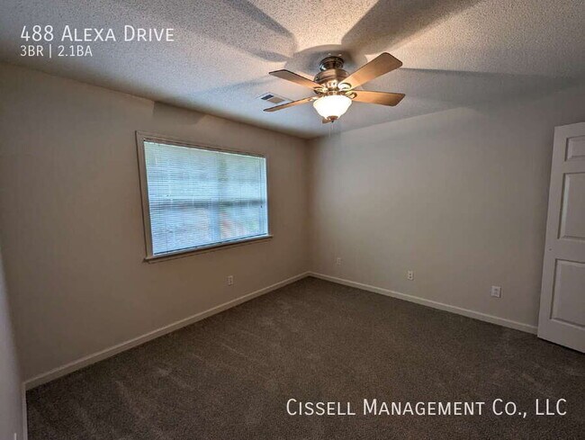 Building Photo - 488 Alexa Dr