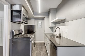 Building Photo - Eleanor Rigby