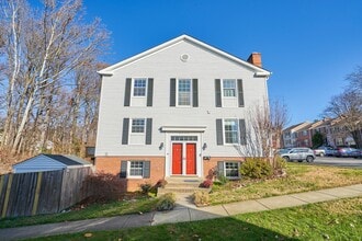 Building Photo - 8038 Sleepy View Ln
