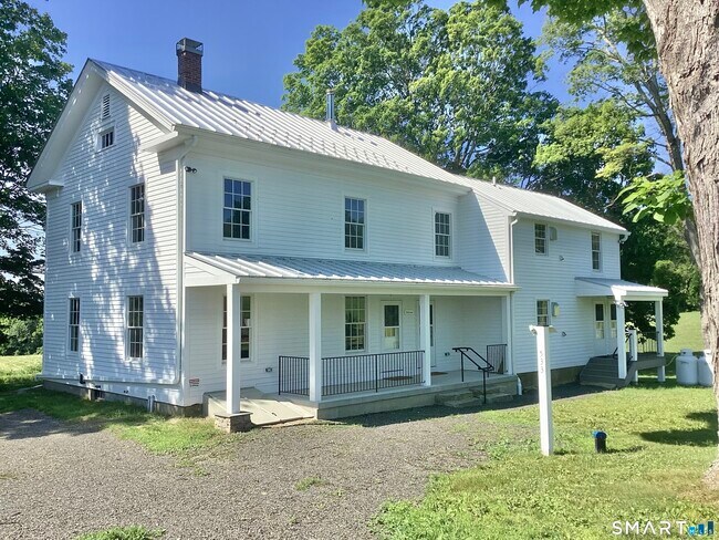 Building Photo - 533 Weekeepeemee Rd