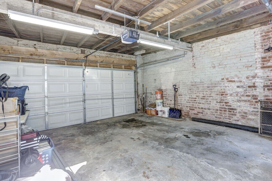 Building Photo - 4114 New Hampshire Ave NW