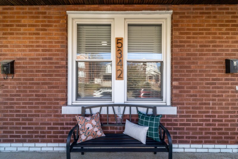 Building Photo - 5342 Itaska St