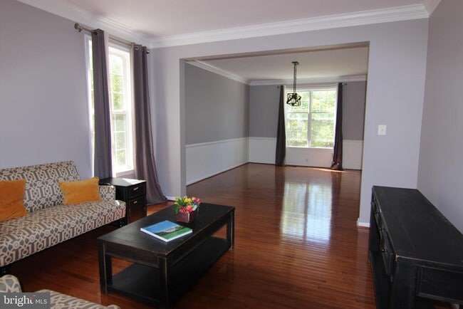 Building Photo - 25783 Fenian Ct