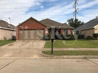 Building Photo - 5621 Wellston Dr