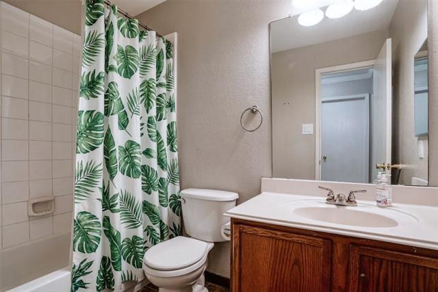 Building Photo - 707 Overton Dr