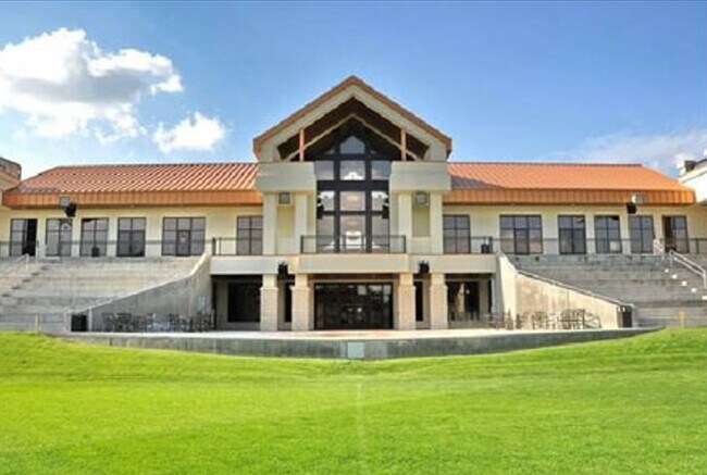 Rec Center - 4584 E Kentucky Cir