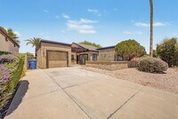 Building Photo - 4208 W Villa Maria Dr