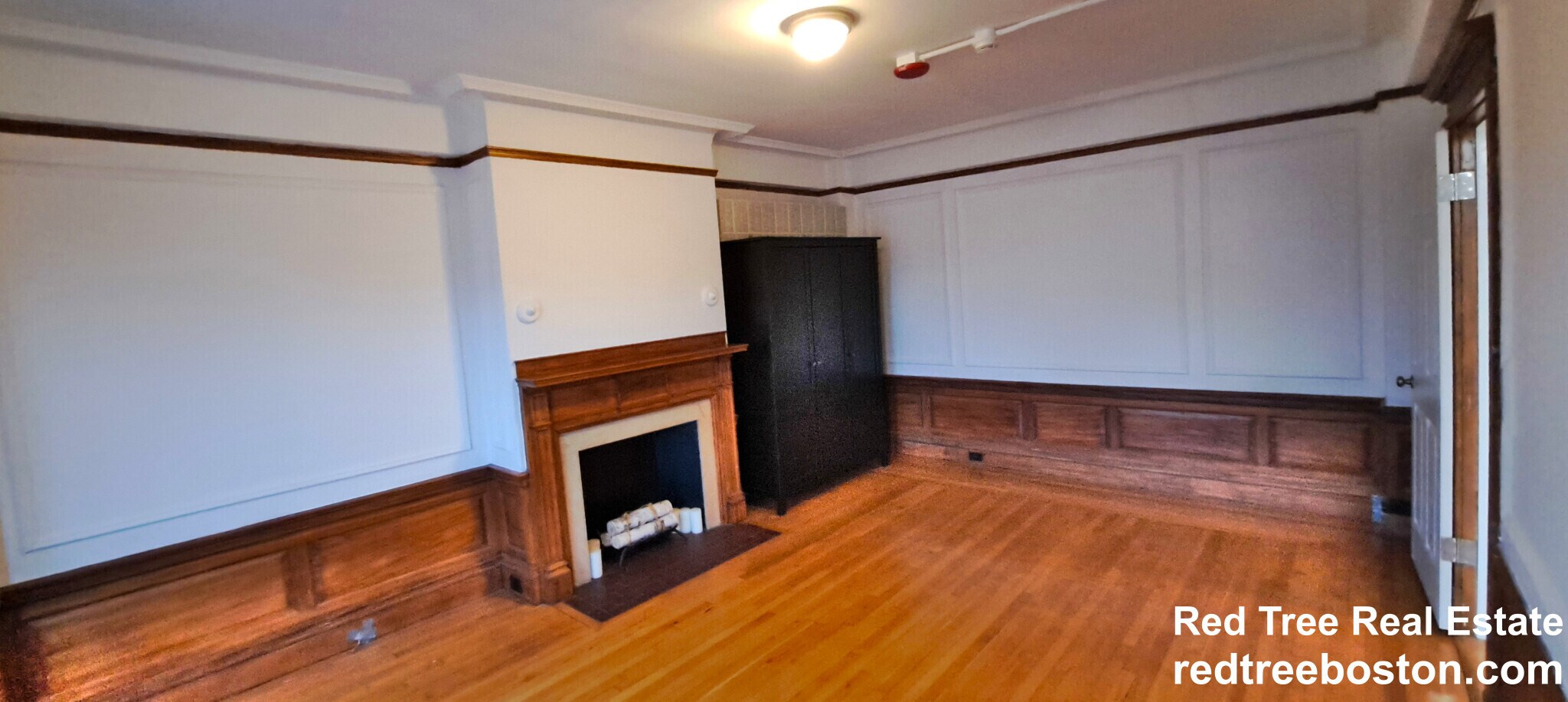 Building Photo - 464 Commonwealth Ave