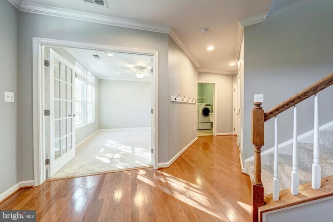 Building Photo - 43022 Spyder Pl