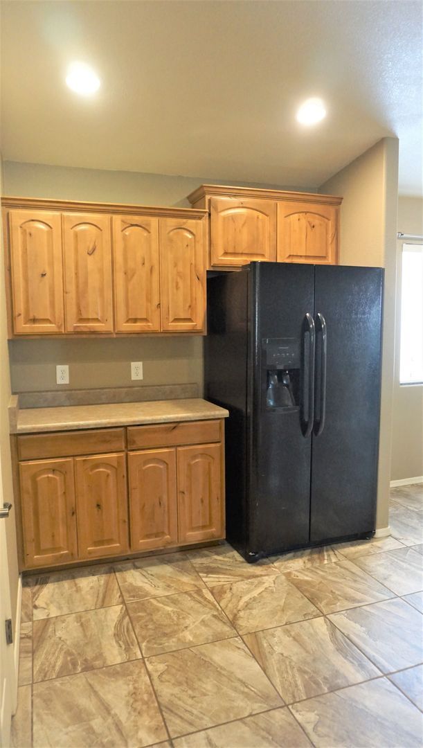 Building Photo - 3359 Zion Ct