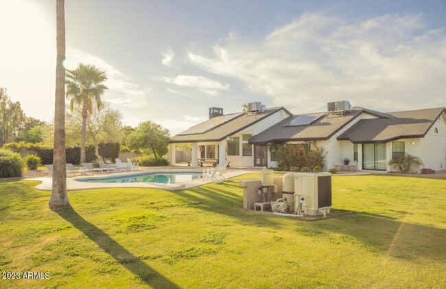 Building Photo - 6427 W Wethersfield Rd