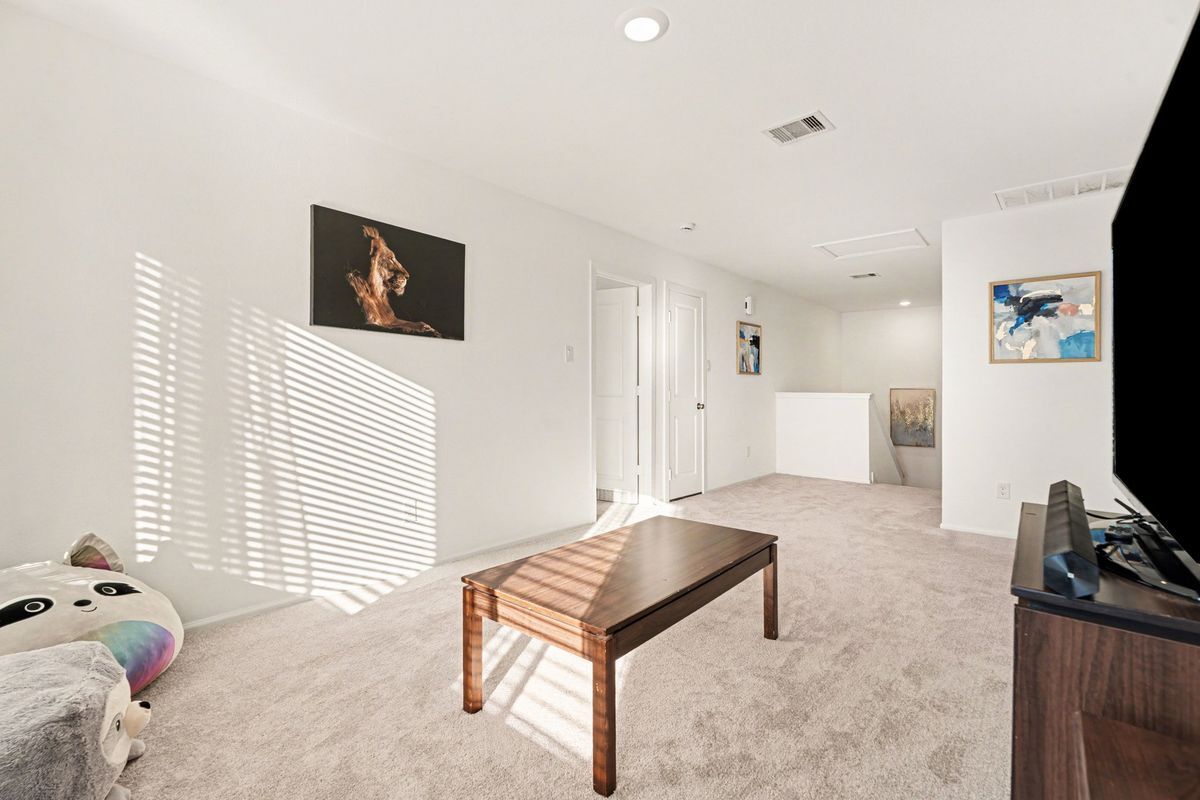 Building Photo - 9502 Brookside Point Dr