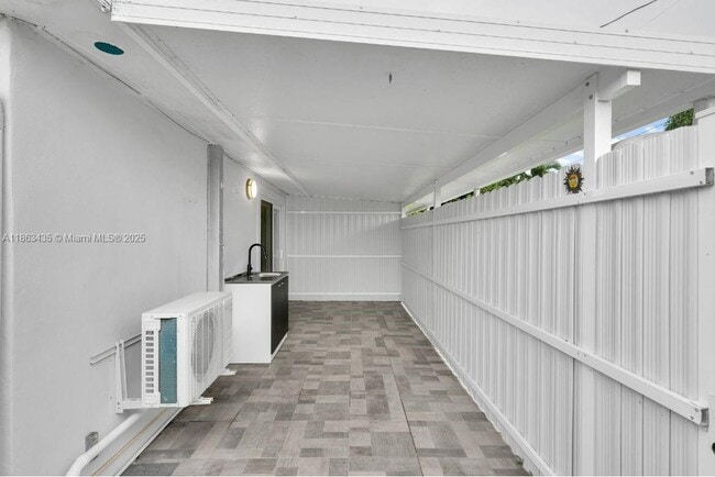 Building Photo - 7930 SW 36th Terrace
