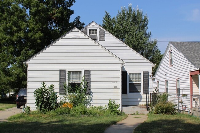 Primary Photo - Beautiful home for rent!