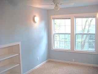 Building Photo - 1107A W 22nd St