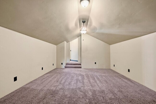 Building Photo - 1356 S Hidden Island Pl