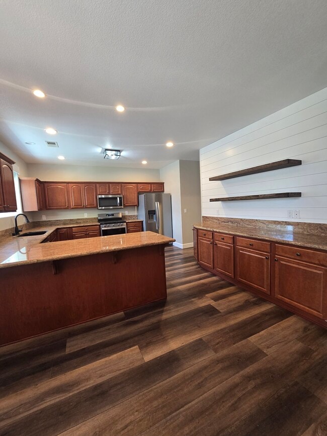 Building Photo - 1377 Stodick Ln