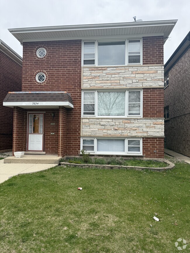 Building Photo - 7824 W Addison St