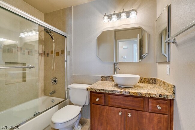 Building Photo - 936 Midpride St