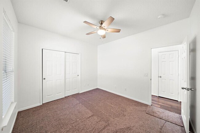 Building Photo - 23202 Sawleaf Cir