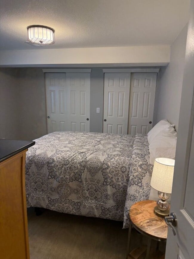 Building Photo - Studio with Den in Private Arvada Home
